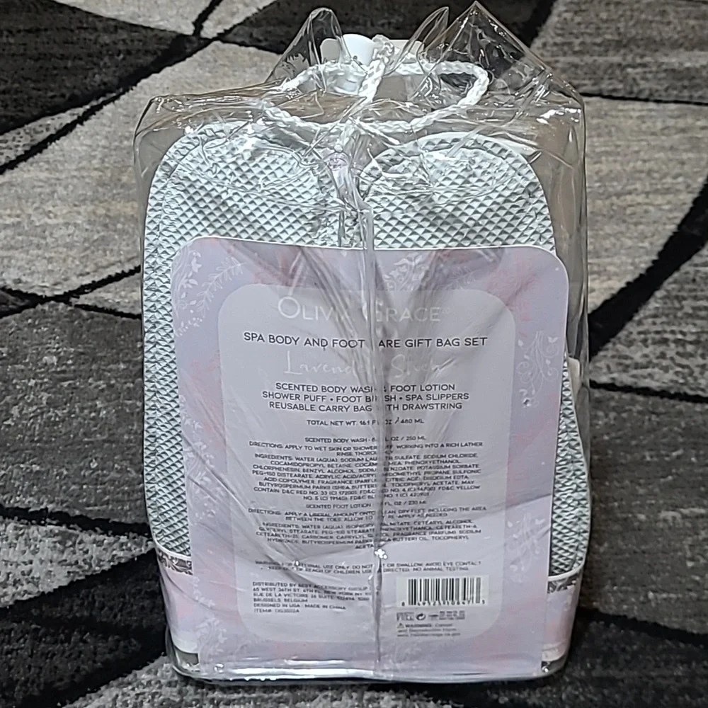 OLIVIA GRACE LAVENDER SPA BODY & FOOT CARE GIFT BAG SET